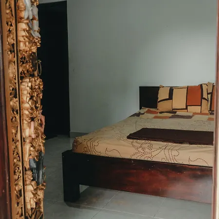 Hotel Diana 2