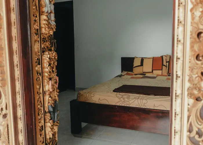 Hotel Diana 2